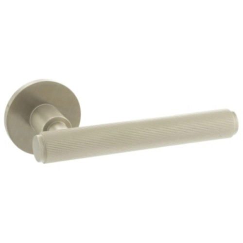 STEPHENSON LINEAR LEVER HANDLE ON ROUND ROSE